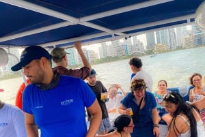 2 tunnin retki Cartagenassa Auringonlaskunäkymä juhlaveneessä