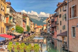 Annecy : Giro in mountain bike elettrica e shopping al Courier