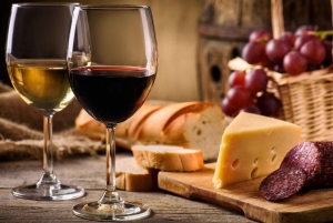 Aosta: Private Walking Tour with Food and Wine Tastings