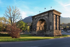 Aosta: Private Walking Tour with Food and Wine Tastings