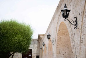 Arequipa: City Tour and Santa Catalina Monastery