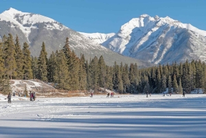 Banff/Canmore: Banff Snowshoe Adventure at Johnson Lake
