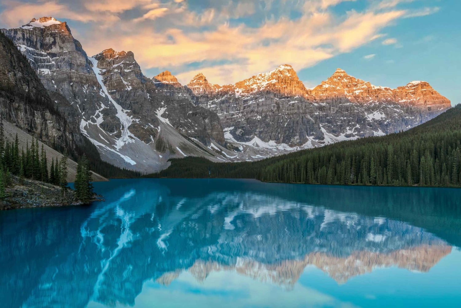 Banff/Canmore: Soluppgång vid Moraine Lake med Lake Louise som tillval