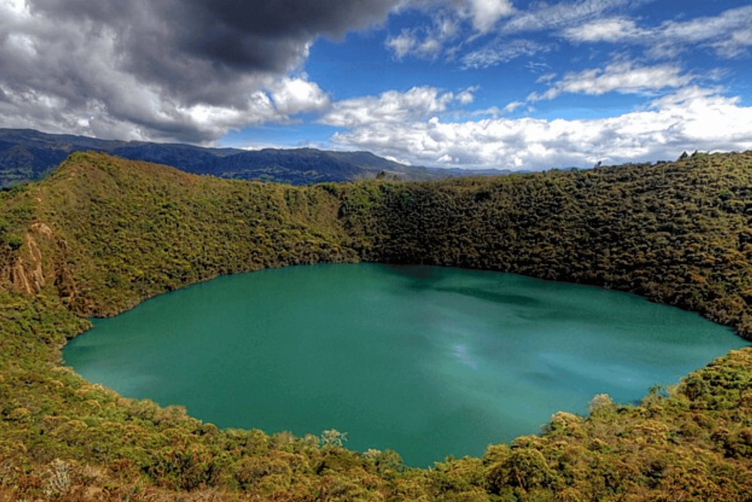 Bogota: Guatavita and Salt Cathedral Daily Group Tour