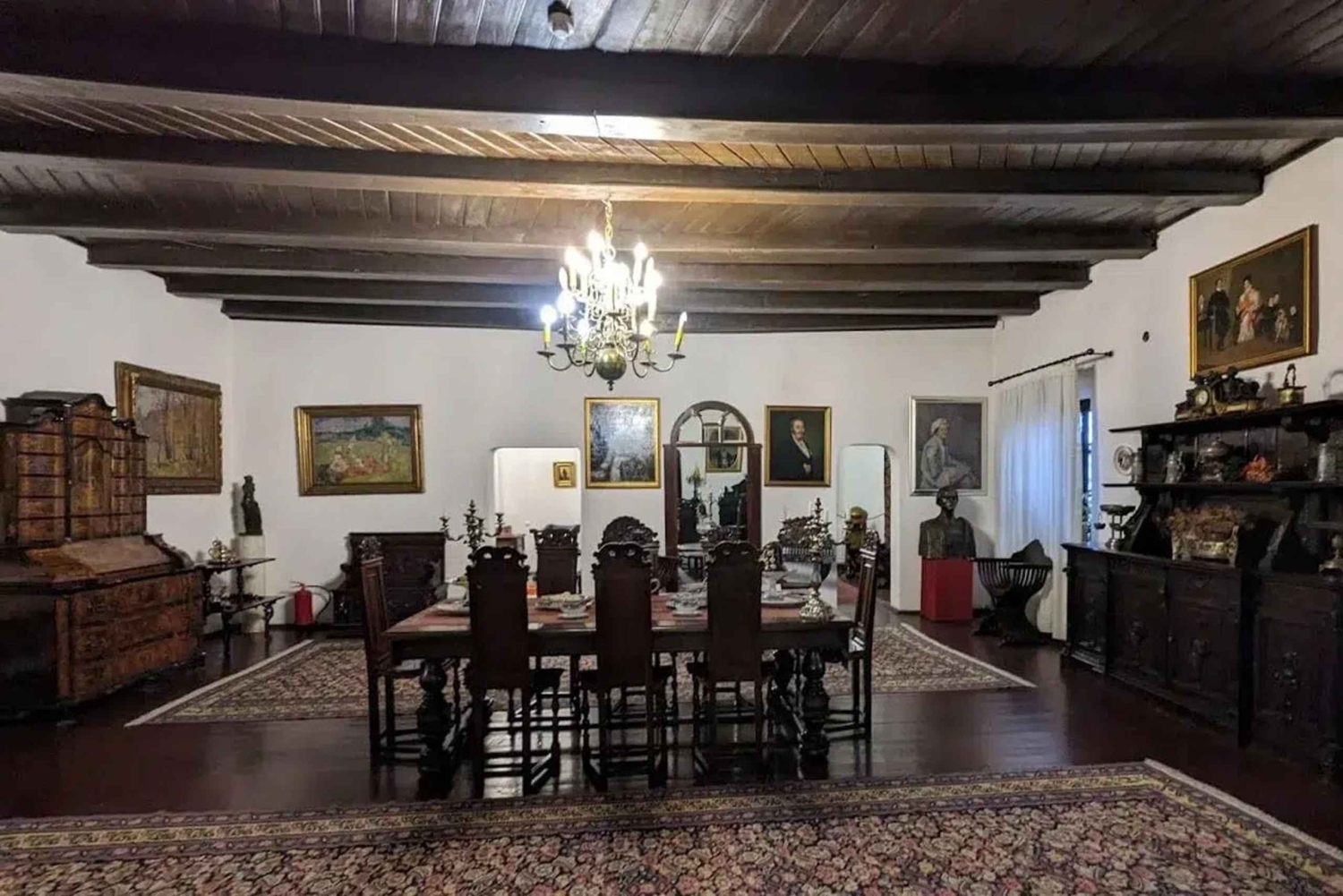 Bucharest: Guided Tour to Bellu Manor & Zamfira Monastery