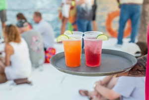 Cabo San Lucas: 2 Hour Sunset Cruise with Food and Wine