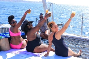 Cabo San Lucas: Snorkeling, Tacos and Chileno Bay Boat Tour