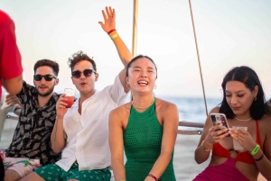 Cabo San Lucas: Sunset Party Cruise med åben bar