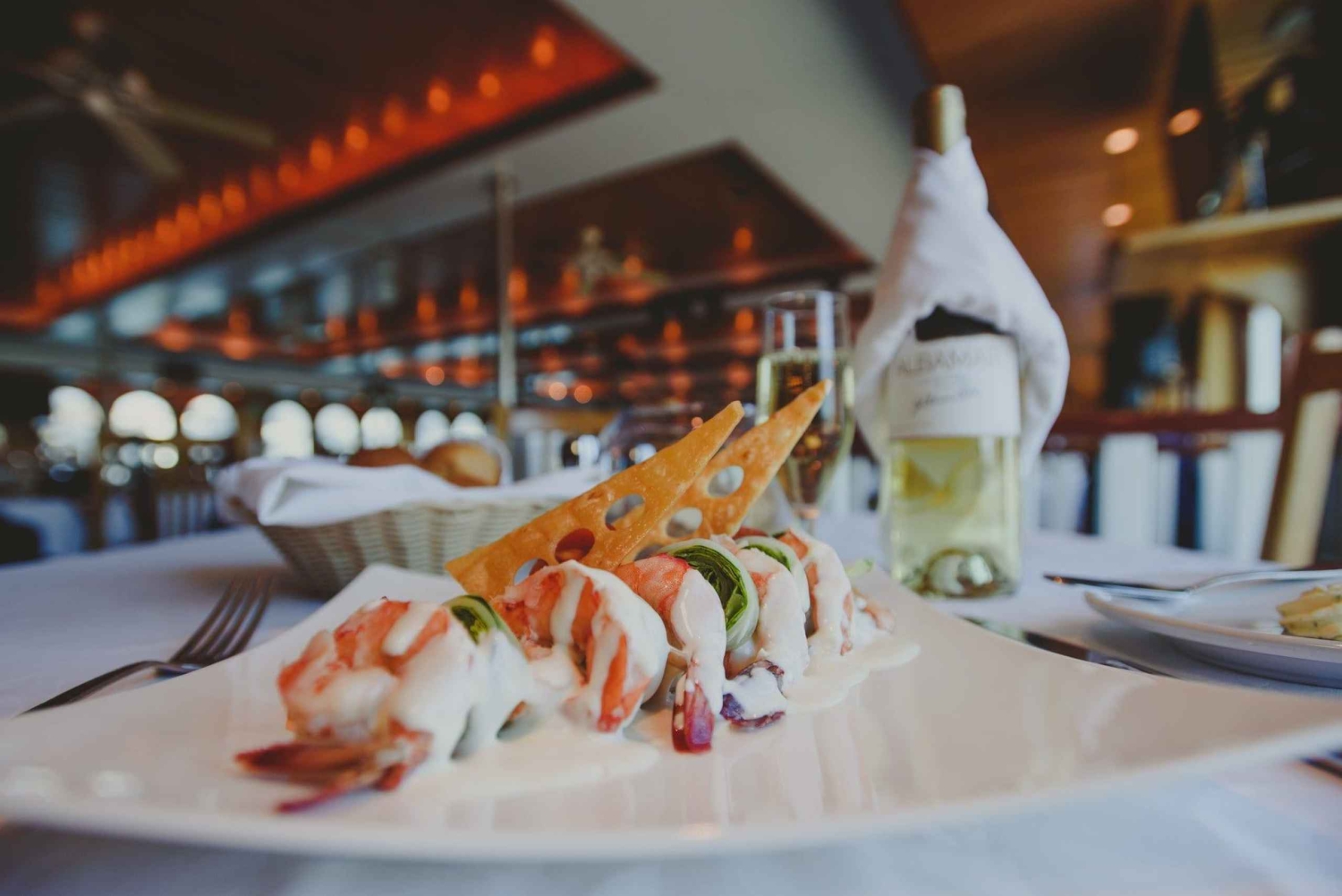 Кабо-Сан-Лукас: ужин на закате и круиз с шоу