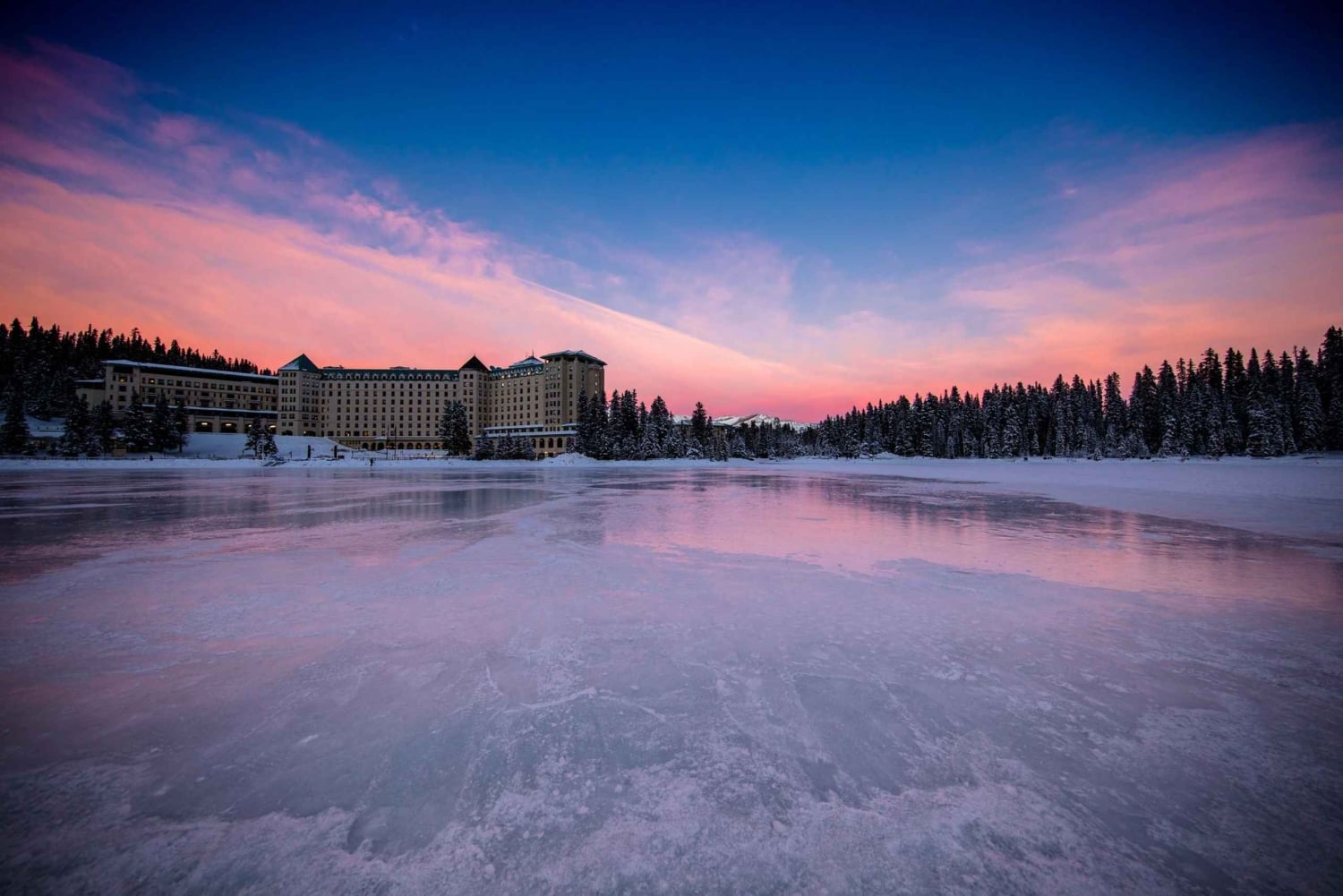 カルガリー/キャンモア/バンフ レイクルイーズ エメラルド湖 マーブルキャニオンをご訪問ください