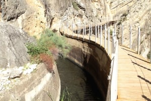 Caminito del Rey: Tour with Official Guide and Drink