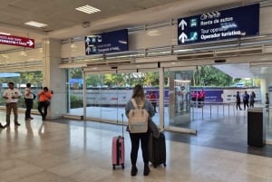 Cancunin lentoasema: Yksityiset kuljetukset Playa del Carmenin hotelliin (32 mailia)