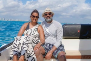 Cancun: Privat katamaran med alt inkluderet