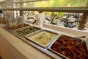 Cancún: Catamarantocht naar Isla Mujeres met open bar en lunch