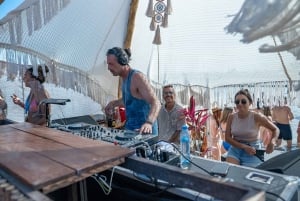 Cancún: Catamarantocht naar Isla Mujeres met open bar en lunch