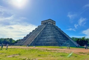 Cancun: Chichen Itza, Cenote & Valladolid Tour with Lunch