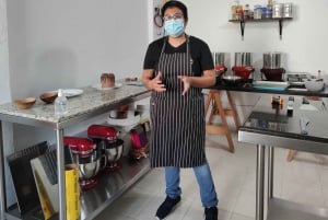 Cancún: Chocolate Making Class and Tasting with Chef