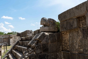 Cancún: Exklusiv soluppgång i Chichén Itzá med en expertguide