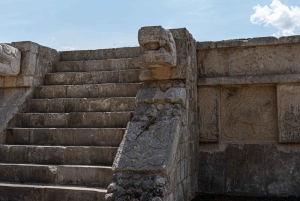 Cancún: Exklusiv soluppgång i Chichén Itzá med en expertguide