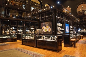 Cancun Guided Sightseeing, Shopping and Tasting Tour