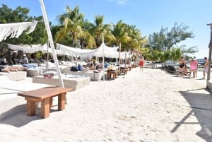 Cancun: Incredible Party on Catamaran+Open Bar-Adults Only!