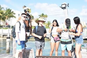 Cancun: Incredible Party on Catamaran+Open Bar-Adults Only!