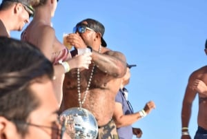 Cancun: Incredible Party on Catamaran+Open Bar-Adults Only!