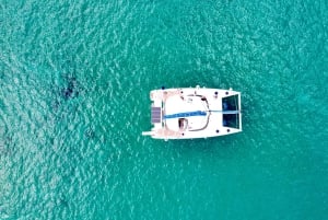 Cancun: Isla Mujeres Catamaran Cruise with Lunch & Open Bar