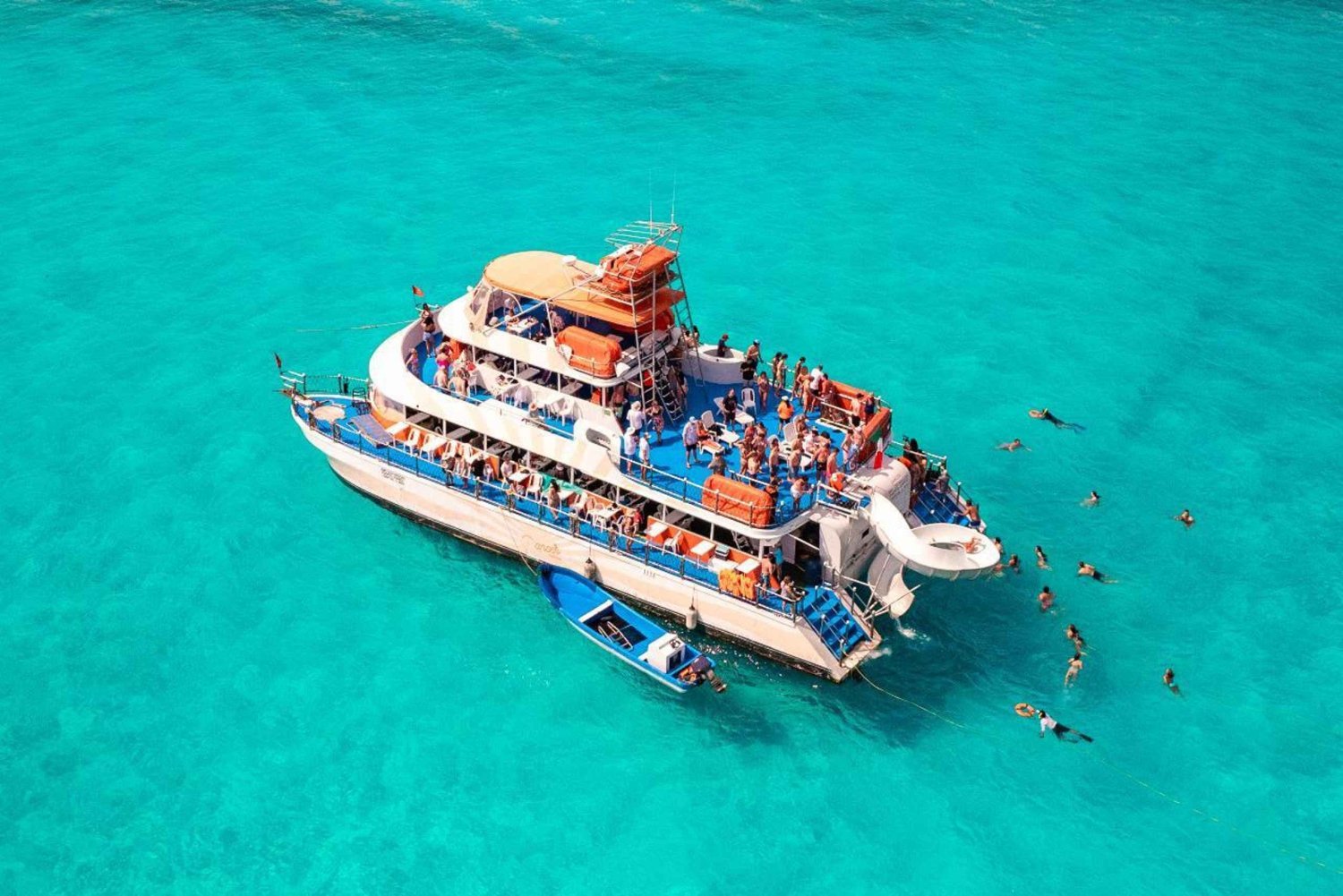 Cancun: Isla Mujeres Ganztägige Tänzerin-Kreuzfahrt