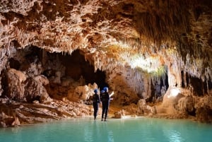 Cancún/Playa del Carmen: Ticket de entrada a Río Secreto y Comida