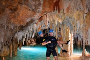 Cancún/Playa del Carmen: Ticket de entrada a Río Secreto y Comida