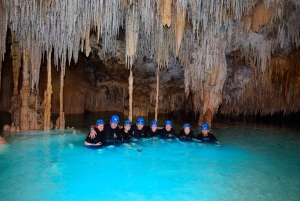 Cancún/Playa del Carmen: Ticket de entrada a Río Secreto y Comida