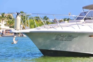Cancún: Private Yacht Tour