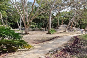 Cancun: Tour to Chichén Itzá and Valladolid