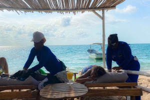 Cartagena: 5 Rosario Eilanden Tour met snorkelen en lunch