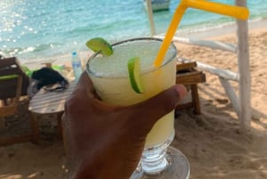 Cartagena: 5 Rosario Eilanden Tour met snorkelen en lunch