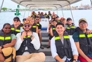 Cartagena: 6-Stop Rosario Islands Oceanario, Lunch & Snorkel