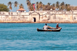 Cartagena: 6-Stop Rosario Islands Snorkel, Aquarium, & Lunch