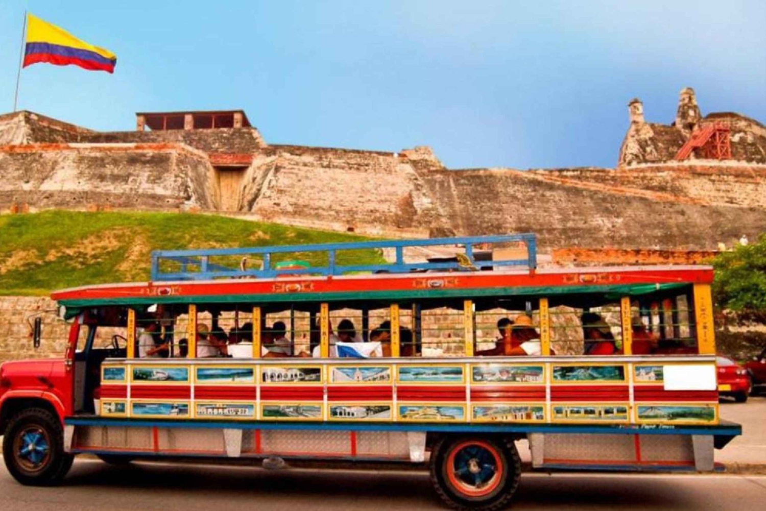 Cartagena: BILINGUAL CITYTOUR + SAN FELIPE CASTLE & den gamle bydel