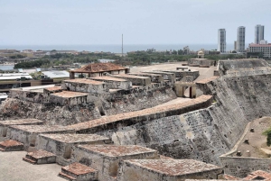 Cartagena: BILINGUAL CITYTOUR + SAN FELIPE CASTLE & Gamlebyen