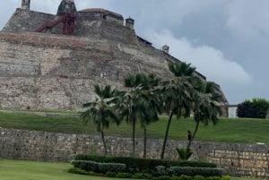 Cartagena: BILINGUAL CITYTOUR + SAN FELIPE CASTLE & Gamlebyen
