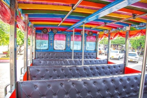 CARTAGENA: BILINGUAL HISTORICAL CITY TOUR IN A TRADITIONAL CHIVA (TRADITIONAL CHIVA)