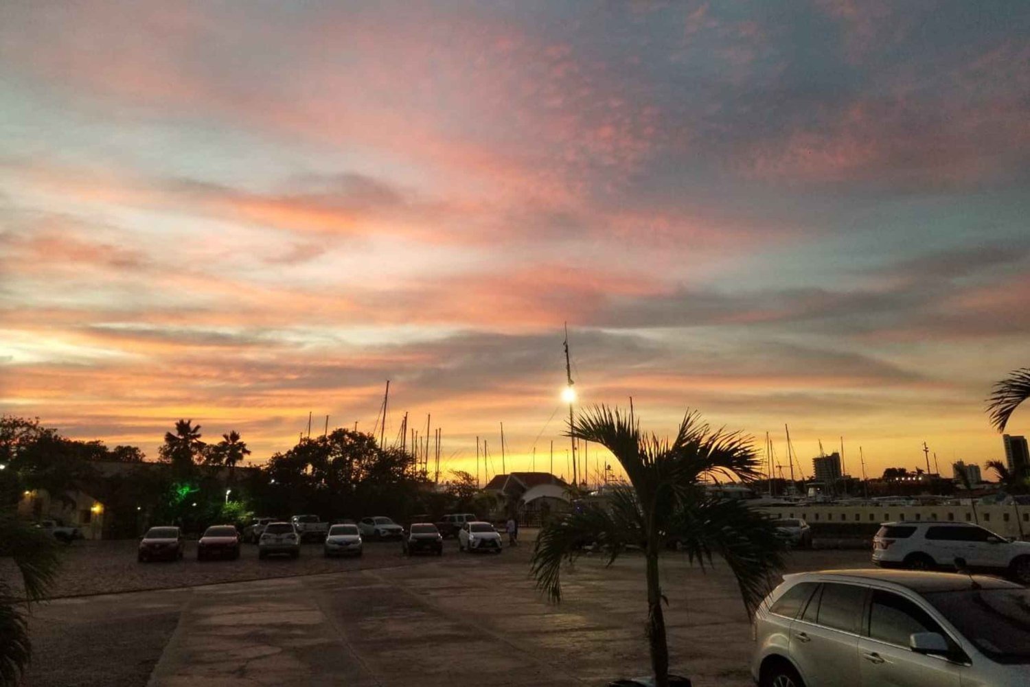 Cartagena de noche: historia, cultura y vistas panorámicas