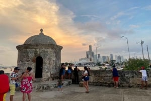 Cartagena de noche: historia, cultura y vistas panorámicas