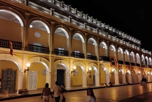 Cartagena de noche: historia, cultura y vistas panorámicas
