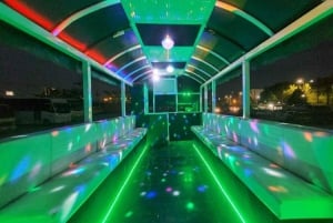 Cartagena: Excursão de ônibus Chiva Party com entrada na discoteca