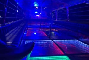 Cartagena: Excursão de ônibus Chiva Party com entrada na discoteca