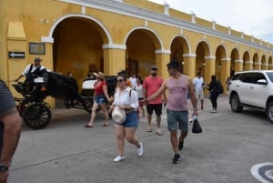 Cartagena: CITY TOUR IN ENGLISH, Old city, Monuments, Castle