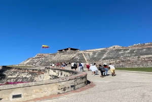 Cartagena: CityTour Histórico en Autobús Chiva ¡Con Guía!