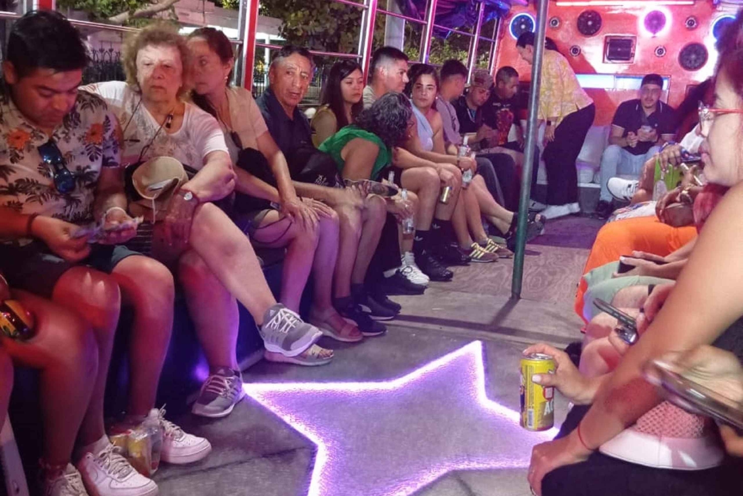 Cartagena: Nu festar vi genom den gamla staden